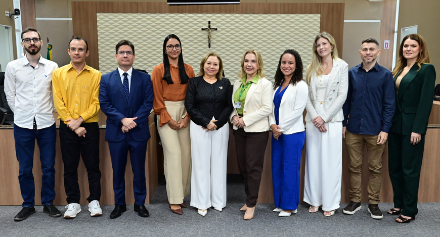 Sobe para 50 o número de empossados(as) nesta gestão
