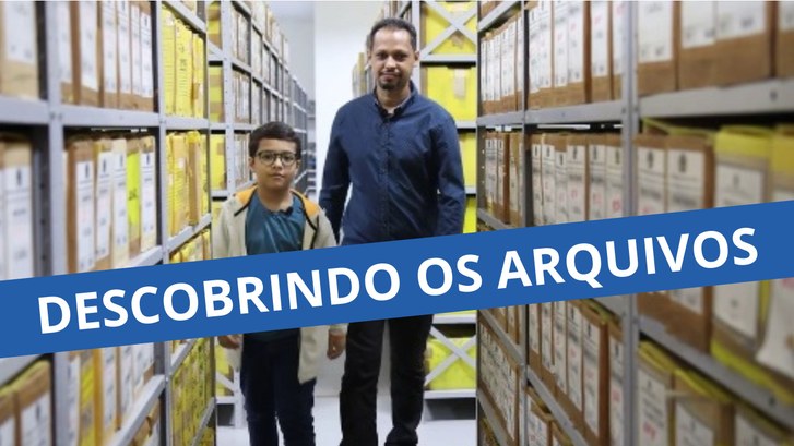 Digitalização do acervo documental do TRE-CE preserva patrimônio cultural arquivístico Fotografia retangular. Na imagem, há estantes de inox com várias caixas amarelas de arquivos. Ao...