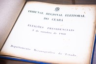 Primeira página do livro de registro do resultado das Eleições Presidenciais realizadas em 03.10...