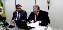 Ato de assintaura de Termo de Cooperação Técnica entre TRE-CE e Secretaria de Justiça e Cidadani...