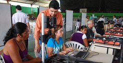 Foto de recadastramento biométrico no município de Eusébio-CE, em 2009.