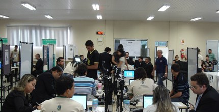 Trabalhos do recadastramento biométrico de eleitores em Juazeiro do Norte, no Ceará