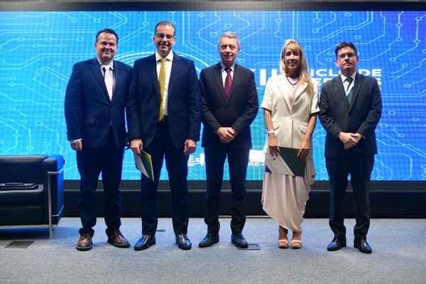 TRE-CE conclui com êxito o XIII Ciclo de Debates sobre os desafios e perspectivas para as Eleições 2026