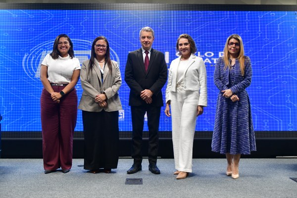 TRE-CE conclui com êxito o XIII Ciclo de Debates sobre os desafios e perspectivas para as Eleições 2026