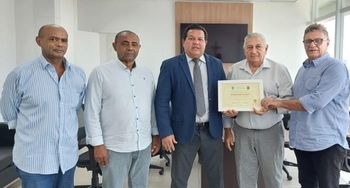 TRE-CE corregedor recebe título de cidadão jaguaretamense TRE-CE corregedor recebe título de cidadão jaguaretamense