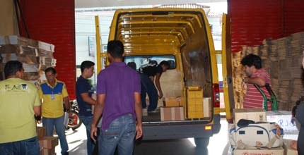 Depósito almoxarifado recebe cabinas de votação