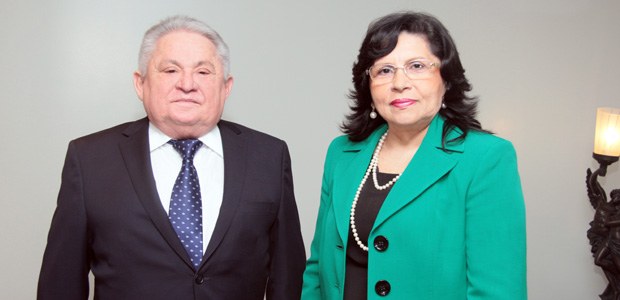 TRE-CE Desa. Nailde Des. Haroldo Eleitos pelo TJCE os novos desembargadores para dirigir o TRE-CE no biênio 2017/2019