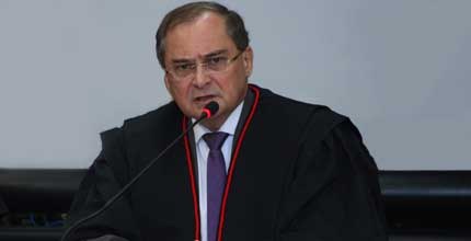 TRE-CE Desembargador Abelardo Des. Abelardo Benevides proclama resultado do 2º turno