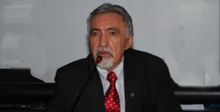 Diretor da EJE-CE, desembargador Francisco Filgueira Mendes