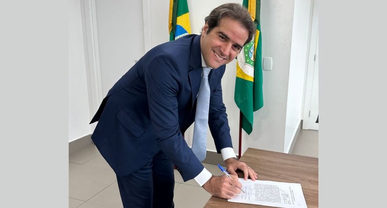 TRE-CE Dr. Maximiliano Cavalcanti TRE-CE Dr. Maximiliano Cavalcanti