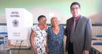 TRE-CE eleitora de 107 anos TRE-CE eleitora de 107 anos