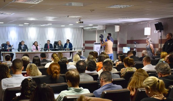 TRE-CE firma acordo que institui o Comitê Local PopRuaJud – Ceará registro fotográfico