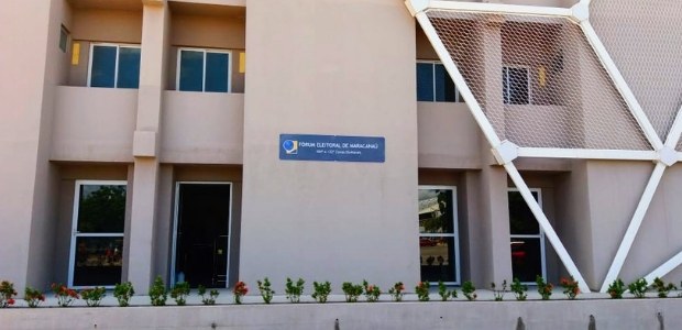 TRE-CE-fórum-maracanaú Fachada do prédio que abriga o Fórum Eleitoral de Maracanaú