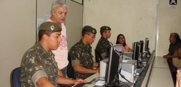 Militares atendem na CEATE