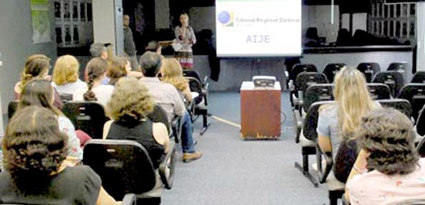 TRE-CE - palestra-eleições-2016 palestra sobre as eleições 2016
