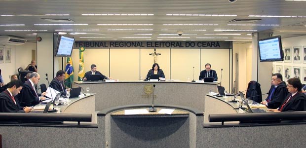 TRE-CE pleno 10/9/18 TRE-CE pleno 10/9/18