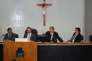 Foto sobre o anúncio do I Seminário de Direito Eleitoral na Câmara Municipal de Fortaleza