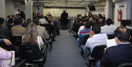 TRE-CE Sessão Julgamento Foto de sessão de julgamento no TRE-CE