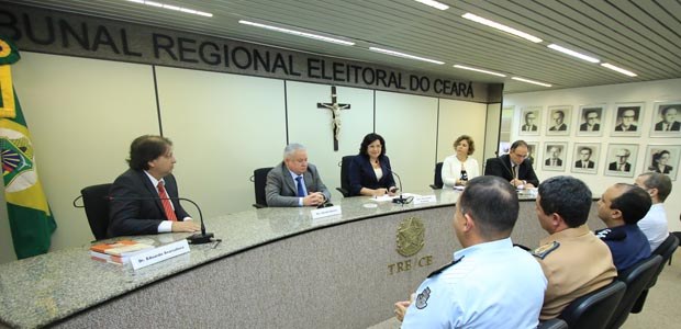TRE-CE solicita reforço de segurança para encerramento do cadastro eleitoral e para eleições