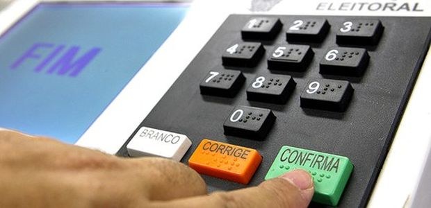 TRE-RR - Urna eletrônica TRE-RR - Urna eletrônica