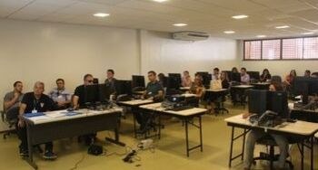 Treinamento presencial do PJe para servidores do interior - TRE-CE Treinamento presencial do sistema Processo Judicial Eletrônico para os servidores das Zonas Elei...