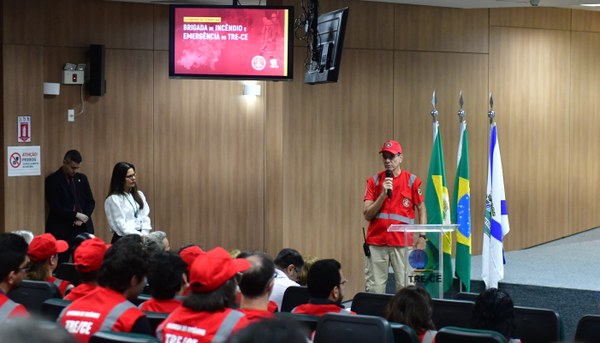 123 servidores(as) e colaboradores(as) do TRE-CE concluem formação da Brigada de Incêndio e Emergência