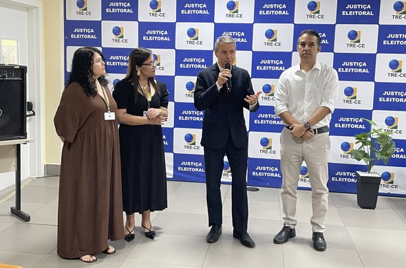 Na imagem, o desembargador eleitoral e diretor da Escola Judiciária Eleitoral, Edilberto Oliveir...