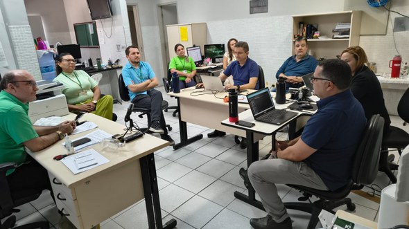 Inspeções são pontes que unem a Corregedoria do TRE-CE às zonas eleitorais Registro fotográfico feito durante o IV Ciclo de Inspeções de 2025, no interior do Ceará. Nele, ...