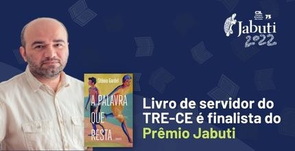 Livro do servidor Stenio Gardel é finalista no Prêmio Jabuti 2022 Banner horizontal de fundo azul escuro. Do lado esquerdo, foto do servidor Stênio Gardel. Ele te...