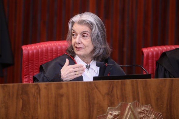 Ministra Cármen Lúcia