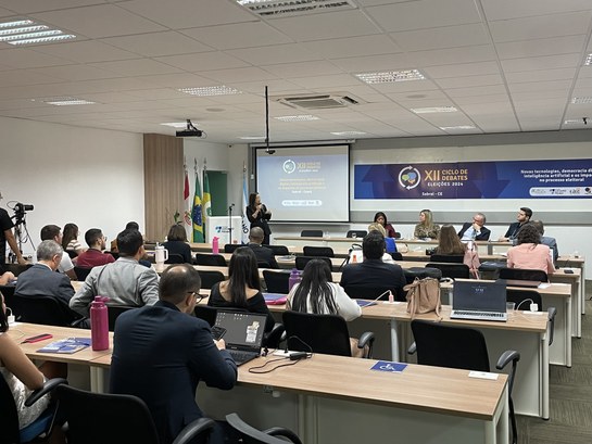 TRE-CE em Sobral: primeiro dia debate os impactos das novas tecnologias nas eleições Registro fotográfico