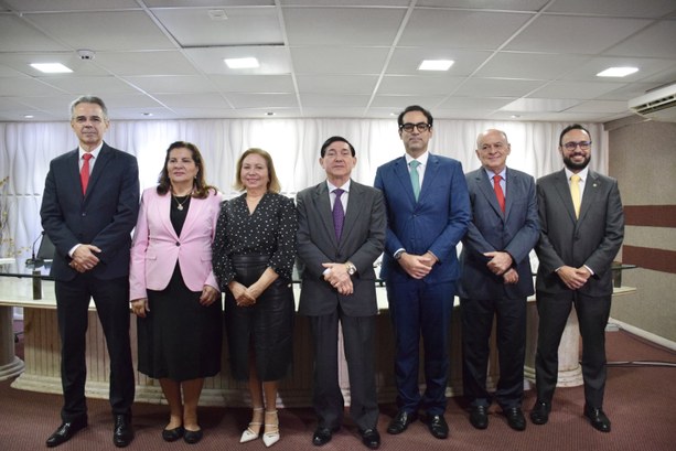 TRE-CE firma acordo que institui o Comitê Local PopRuaJud – Ceará Registro fotográfico.