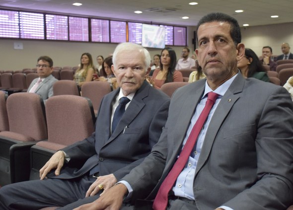 As imagens registram diferentes momentos do evento IV Encontro da Rede Nordeste de Cooperação Ju...