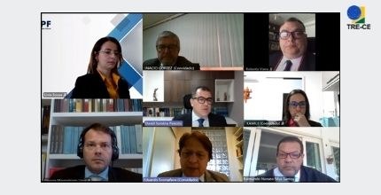 TRE-CE mantém condenação de candidato que promoveu aglomerações em Itarema Imagem Ascom. Descrição no texto.