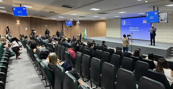 TRE-CE orienta partidos políticos sobre o processo de Registro de Candidaturas