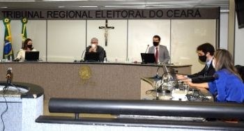 TRE-CE orienta partidos políticos sobre procedimentos de propaganda eleitoral
