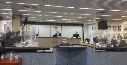 TRE-CE reverte a anulação das candidaturas dos vereadores do DEM de Pacatuba Imagem Ascom. Descrição no texto.